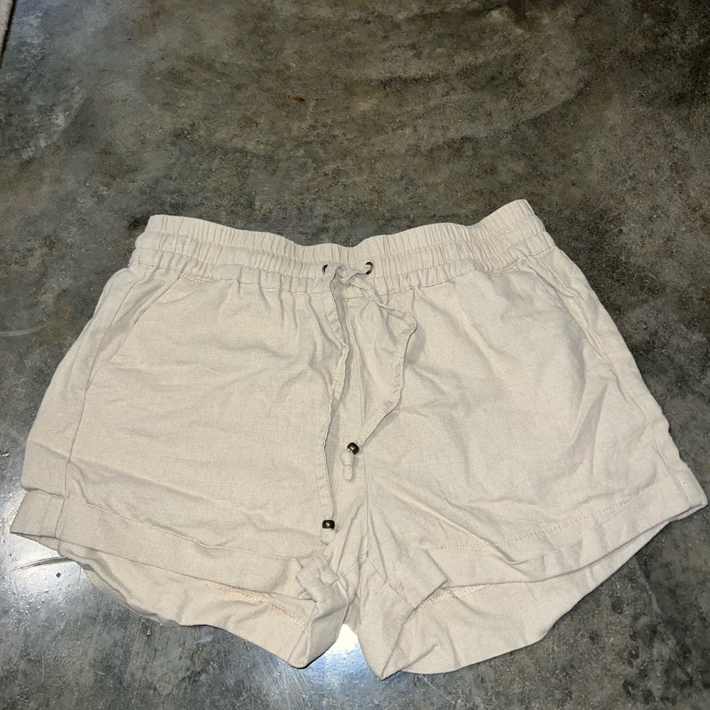 Linen shorts bundle - Picture 2 of 5